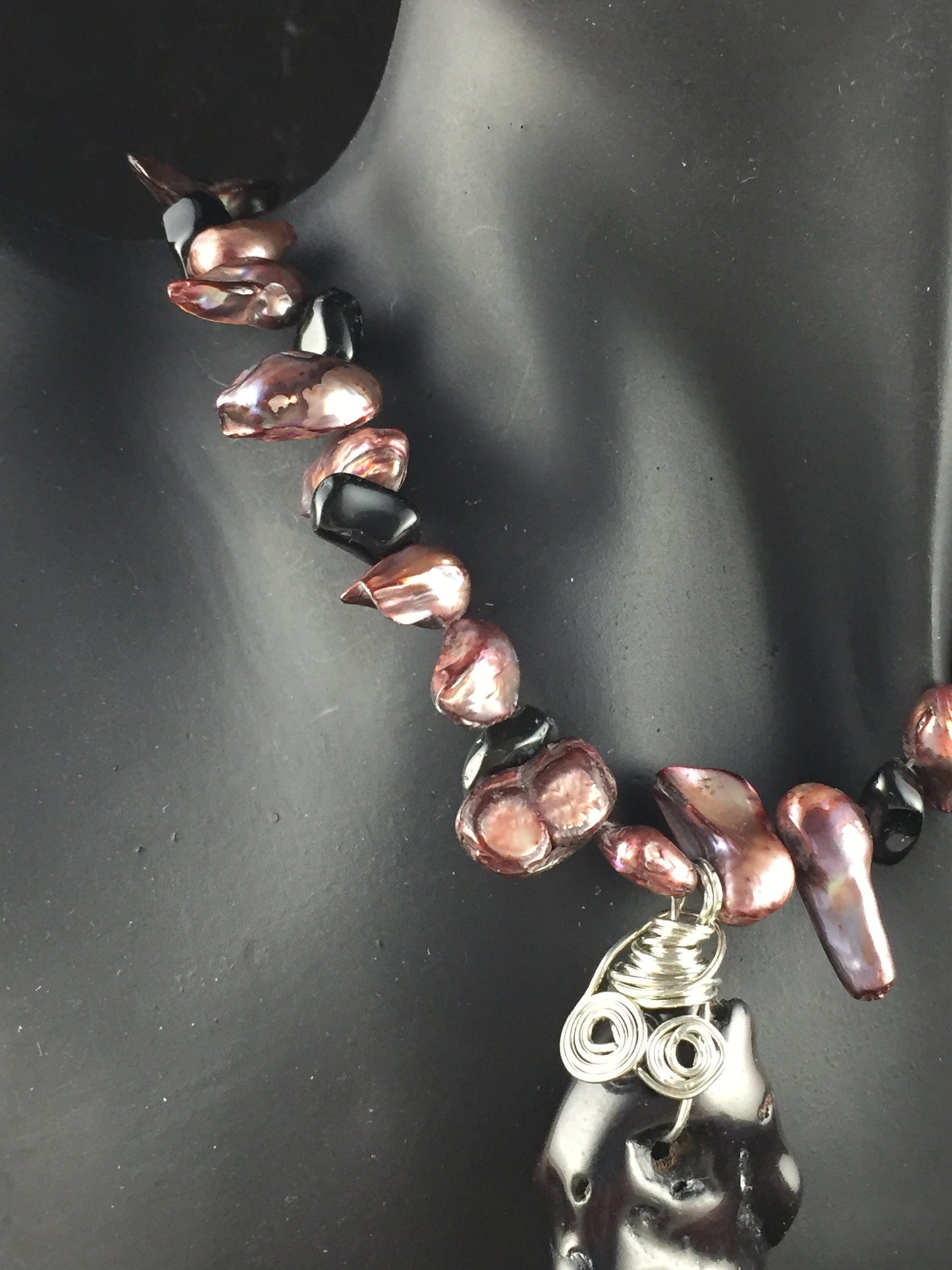 The Ocean Statement Necklace)