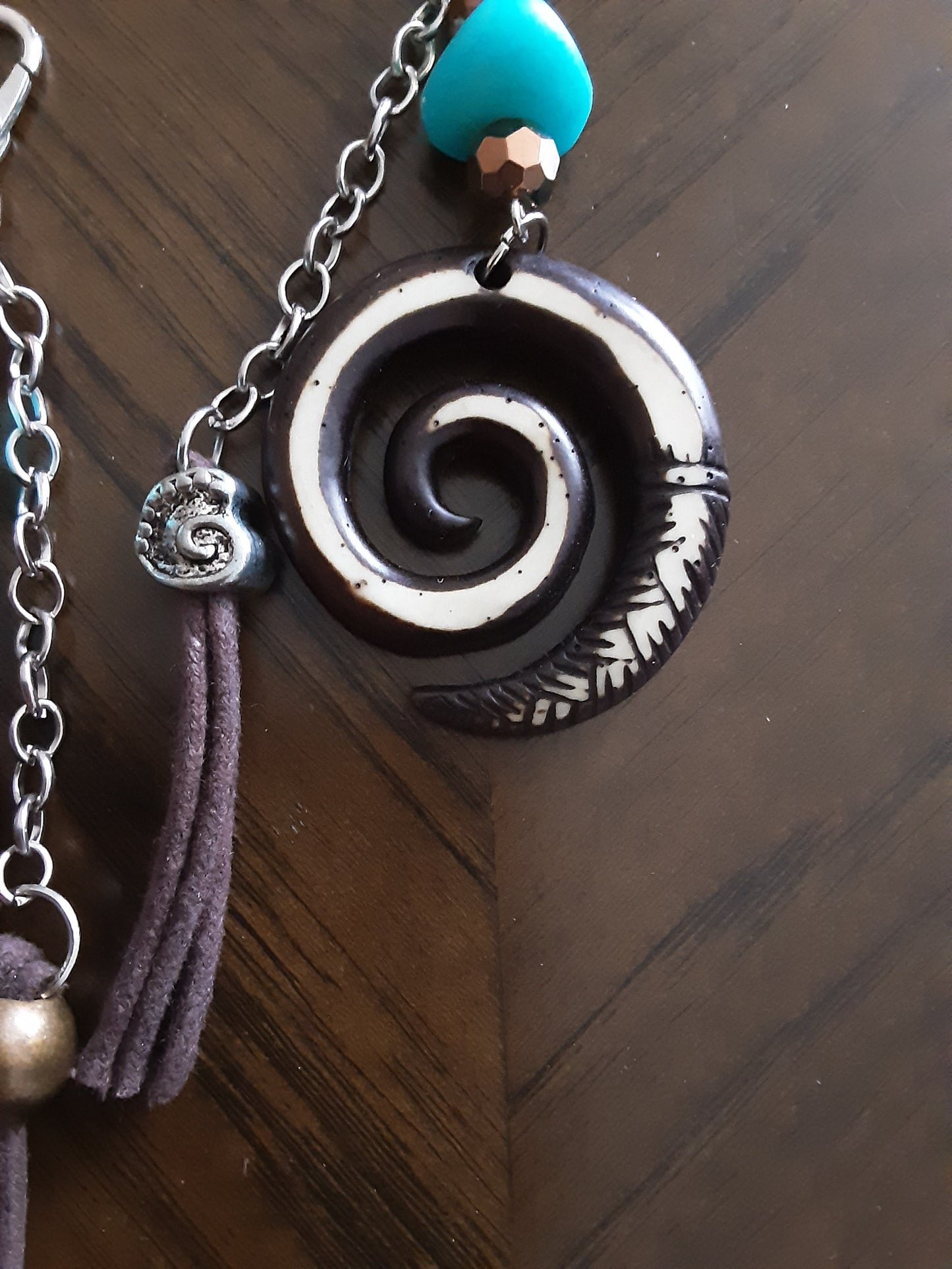 Handmade Coconut Shell Zipper Charm – Turquoise Stone Boho Bag Accessory
